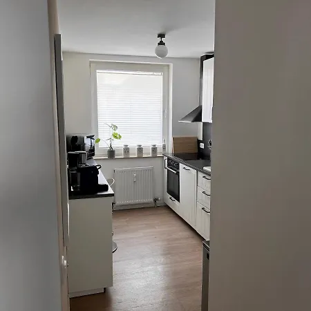 Baustrasse * هاملن
